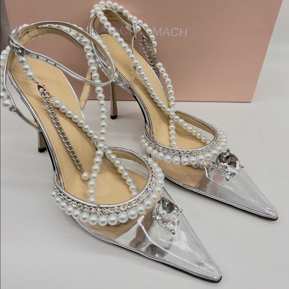 MACH & MACH Diamond Elizabeth Imitation Pearl Pump